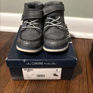 OshKosh B'gosh Gray Kids Boot